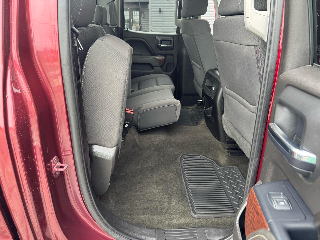 GMC Sierra 1500 4WD Double Cab 143.5" SLE 2017