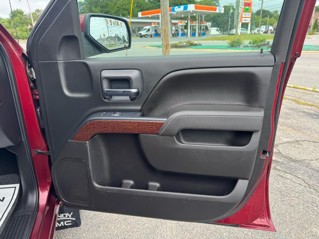 GMC Sierra 1500 4WD Double Cab 143.5" SLE 2017