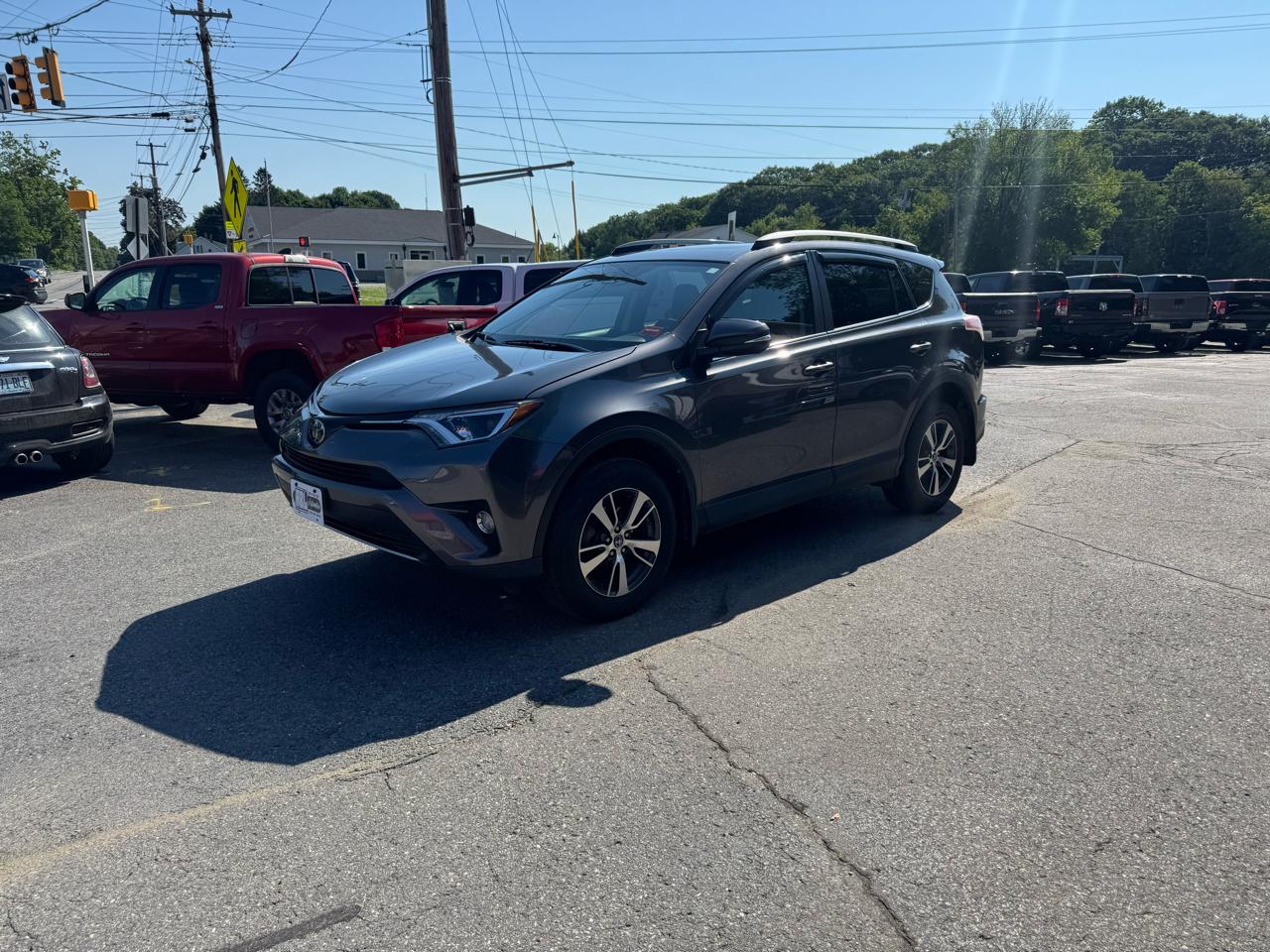 Toyota RAV4 XLE AWD (Natl) 2018