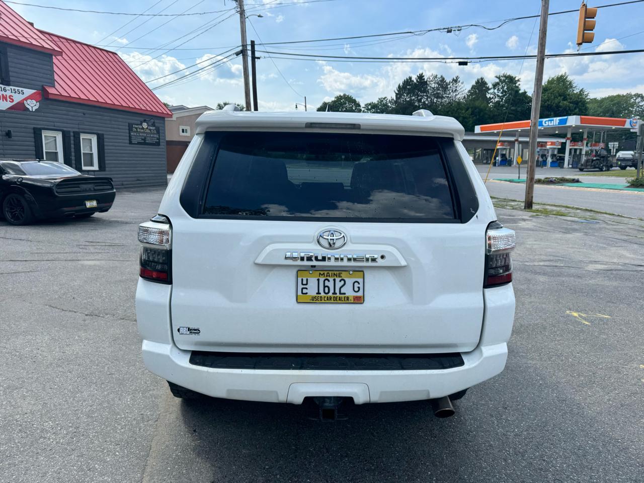 Toyota 4Runner 4dr SR5 V6 Auto 4WD (Natl) 2016
