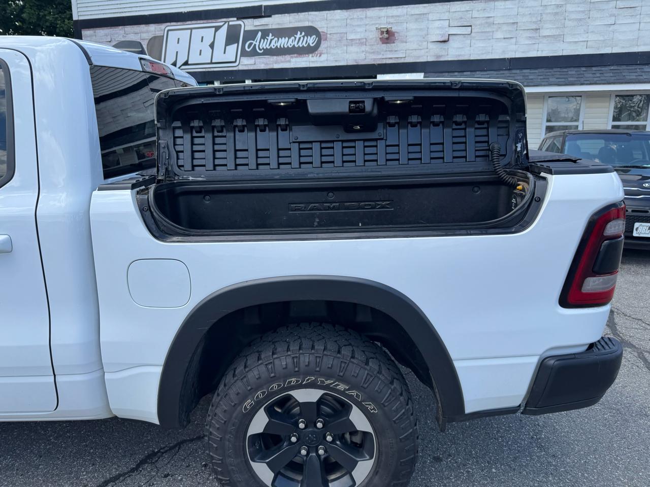 RAM 1500 Rebel 4x4 Crew Cab 5'7" Box 2019