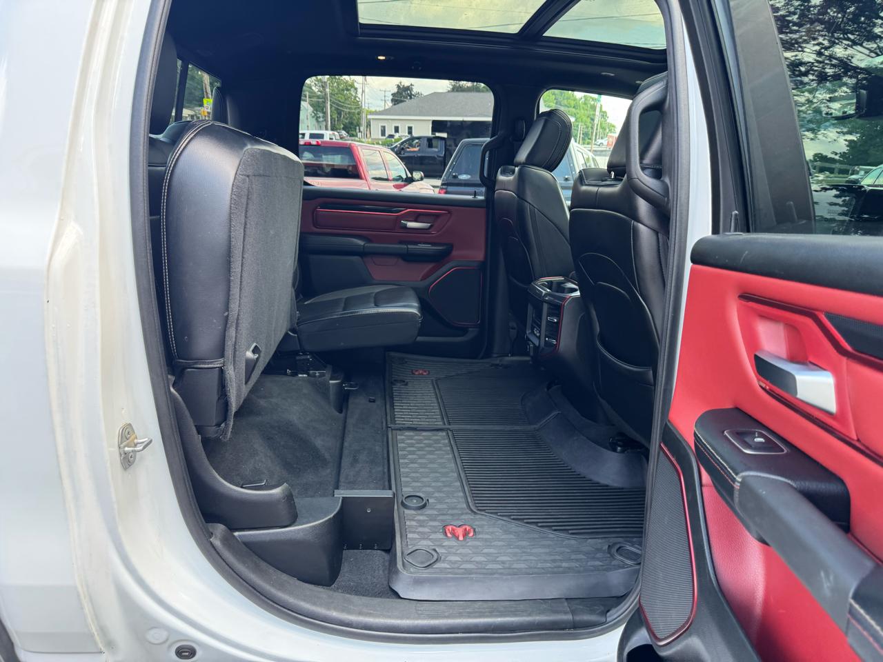 RAM 1500 Rebel 4x4 Crew Cab 5'7" Box 2019