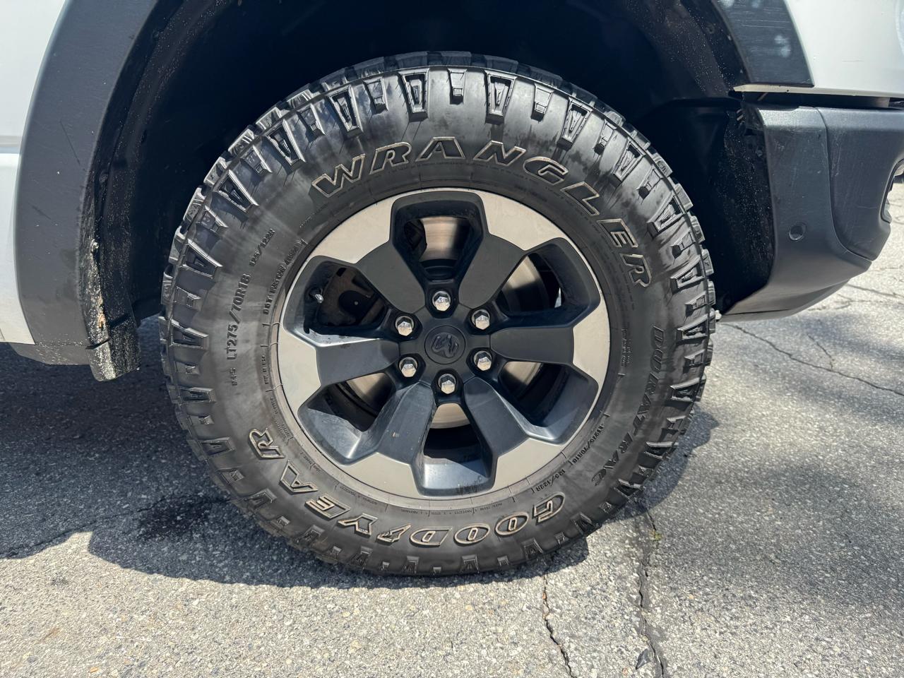 RAM 1500 Rebel 4x4 Crew Cab 5'7" Box 2019