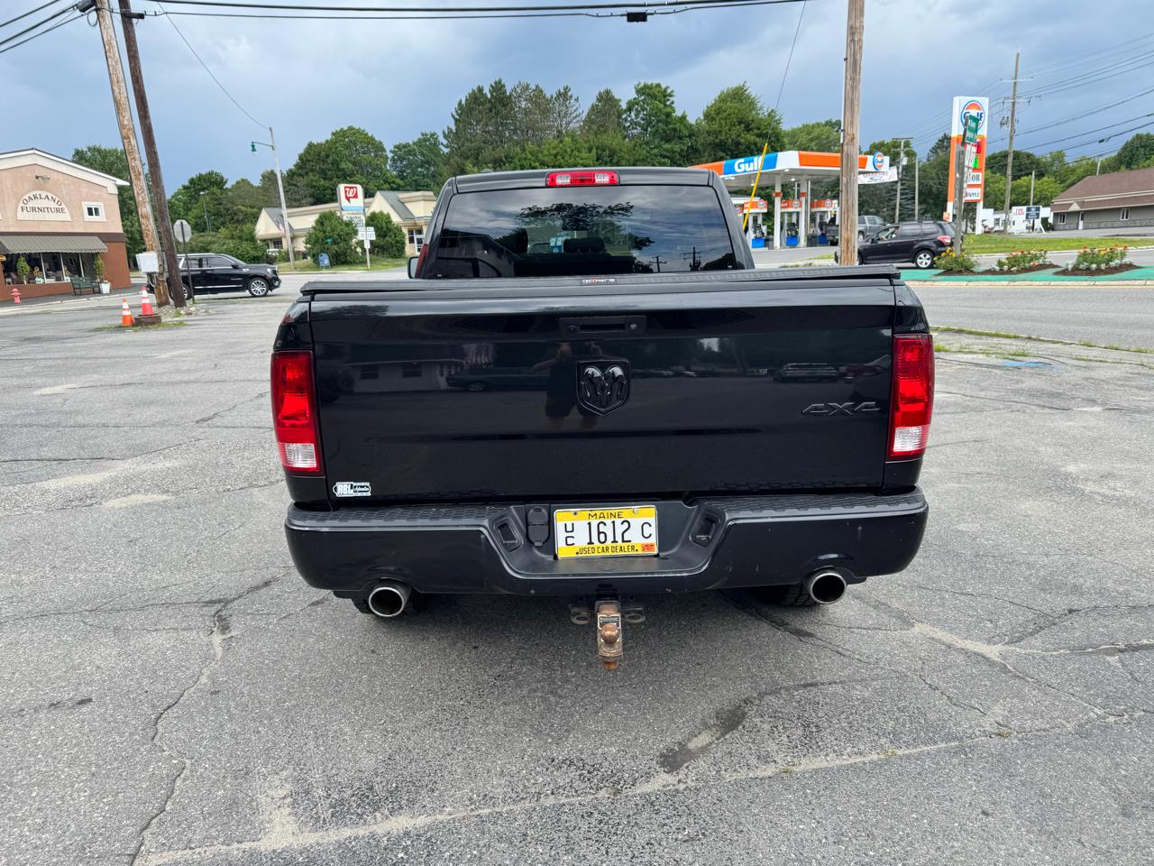 RAM 1500 Express 4x4 Quad Cab 6'4" Box 2018