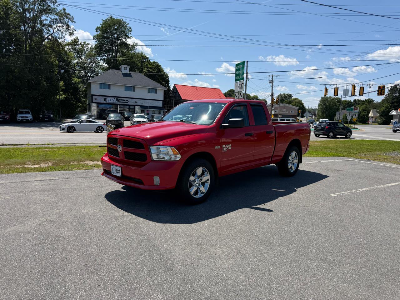 2019 RAM 1500 Classic Express 4x4 Quad Cab 6'4" Box