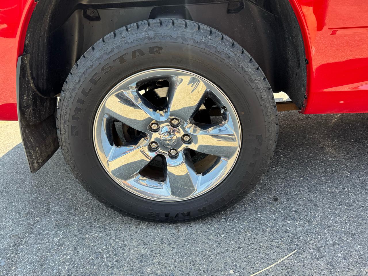 RAM 1500 Classic Express 4x4 Quad Cab 6'4" Box 2019