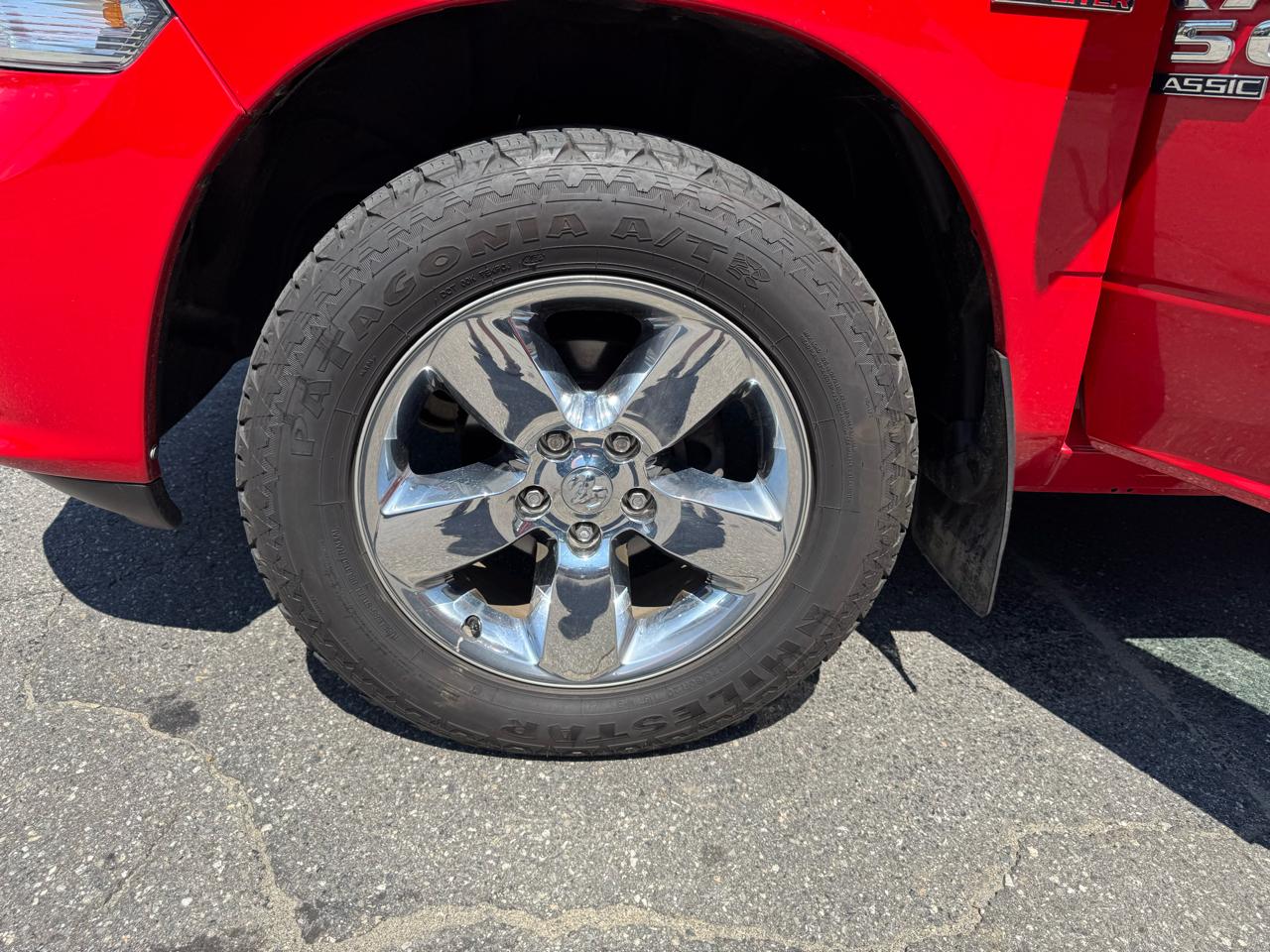 RAM 1500 Classic Express 4x4 Quad Cab 6'4" Box 2019