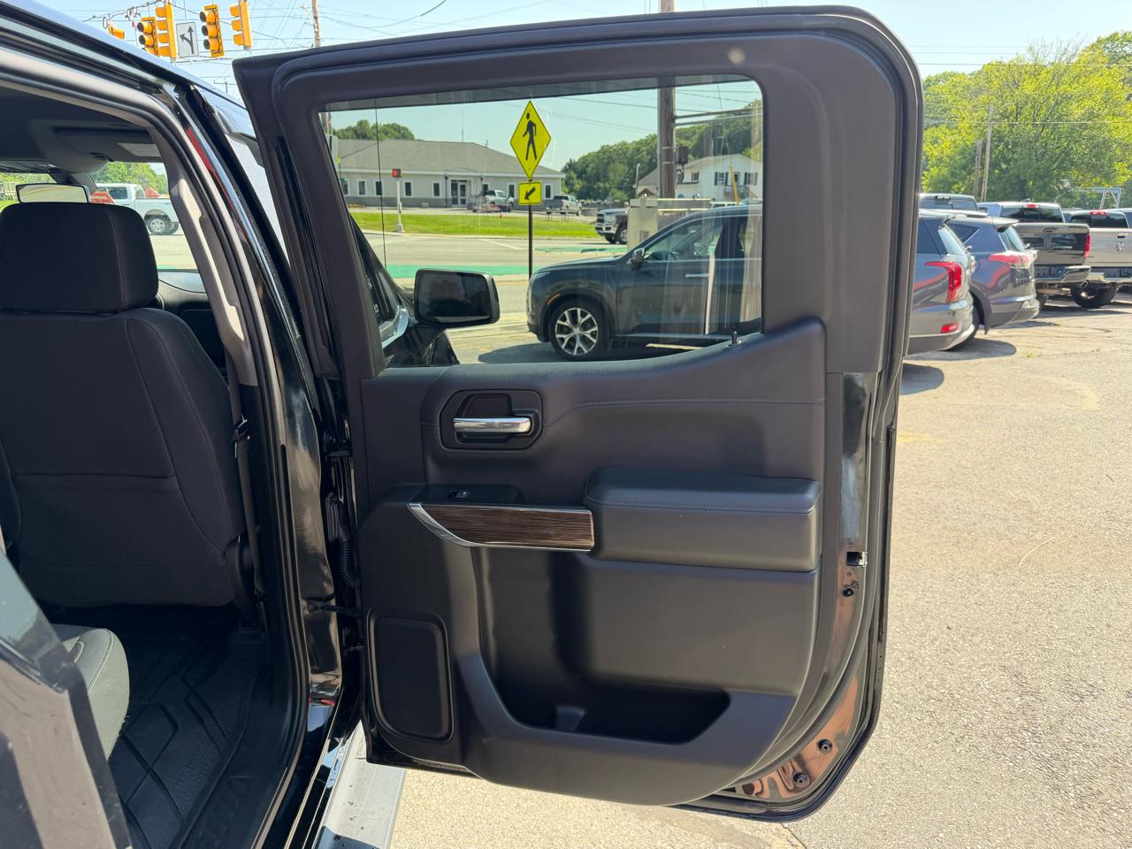 Chevrolet Silverado 1500 4WD Crew Cab 147" RST 2019