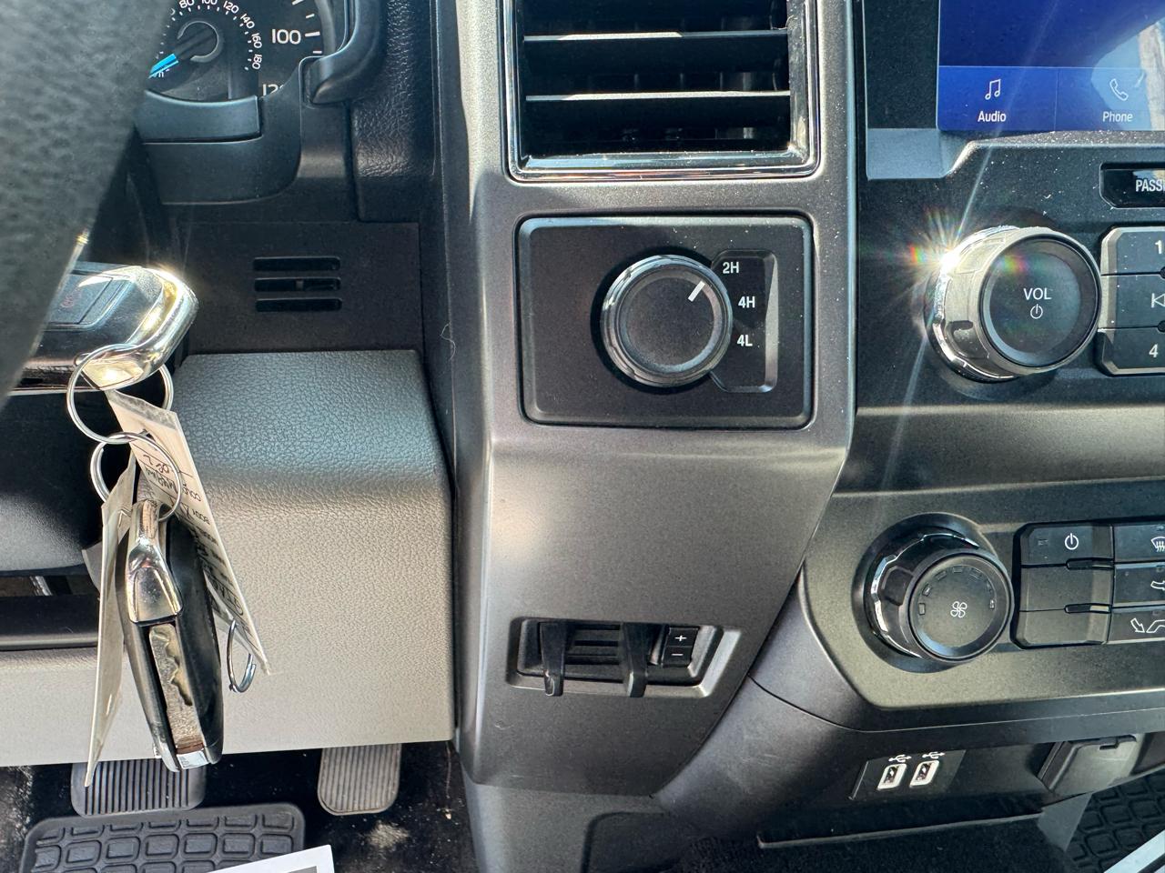 Ford F-150 XLT SuperCab 5.5-ft Box 4WD 2020