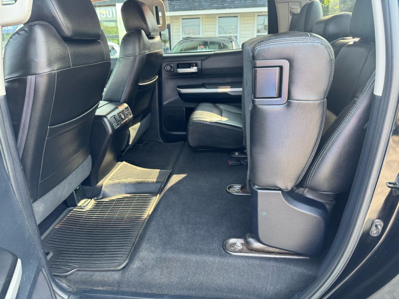 Toyota Tundra 4WD Truck CrewMax 5.7L V8 6-Spd AT SR5 (Natl) 2014