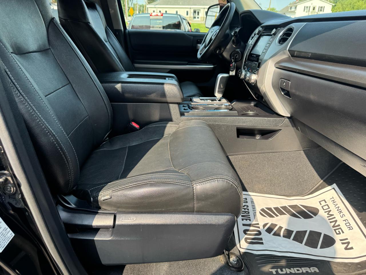 Toyota Tundra 4WD Truck CrewMax 5.7L V8 6-Spd AT SR5 (Natl) 2014