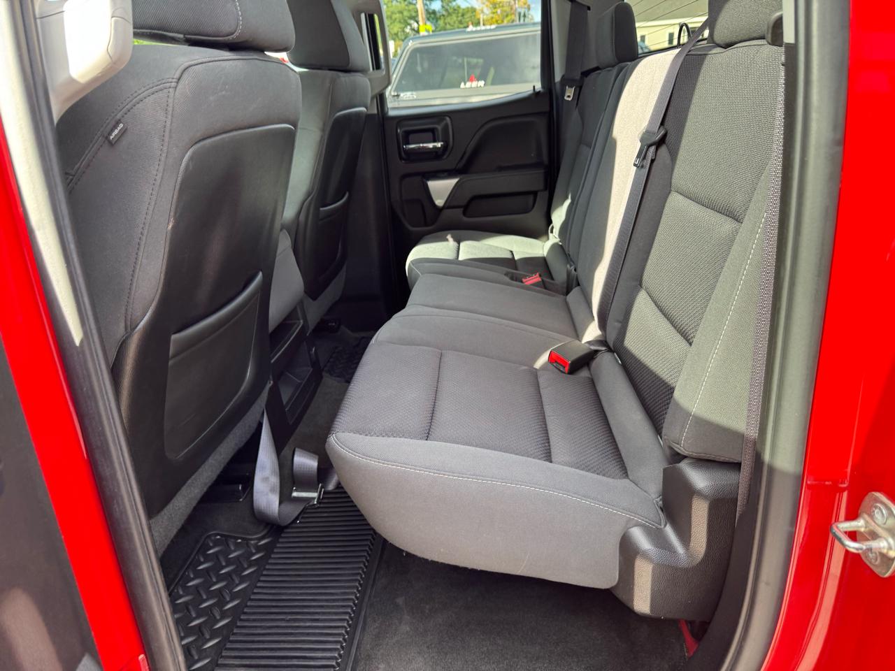 Chevrolet Silverado 1500 4WD Double Cab 143.5" LT w/2LT 2015
