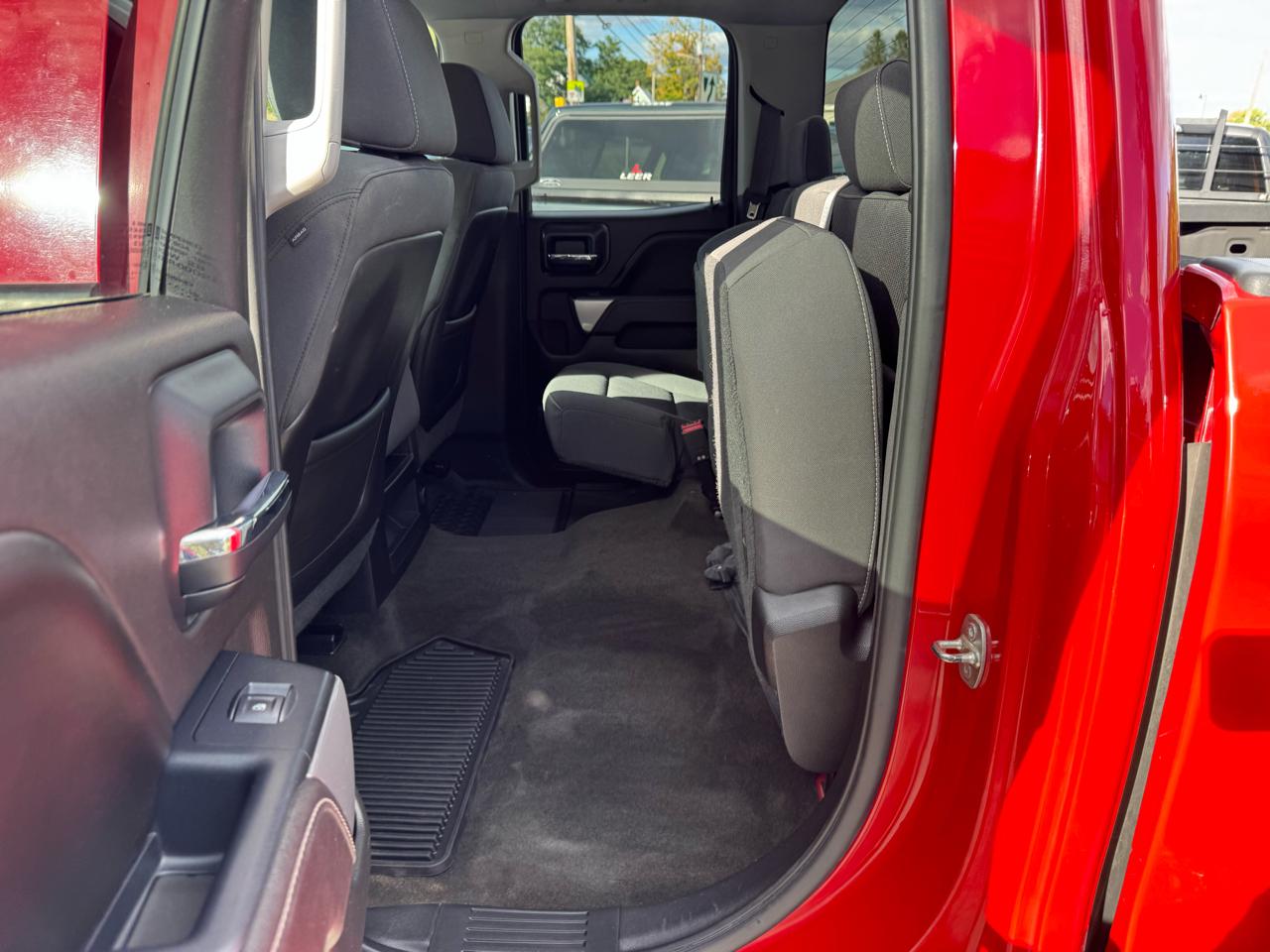 Chevrolet Silverado 1500 4WD Double Cab 143.5" LT w/2LT 2015