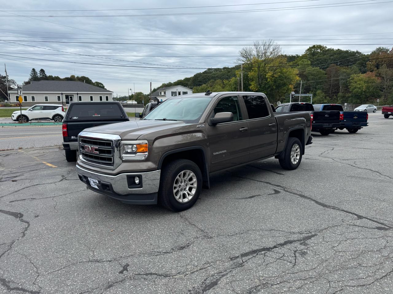 2015 GMC Sierra 1500 4WD Crew Cab 143.5" SLE