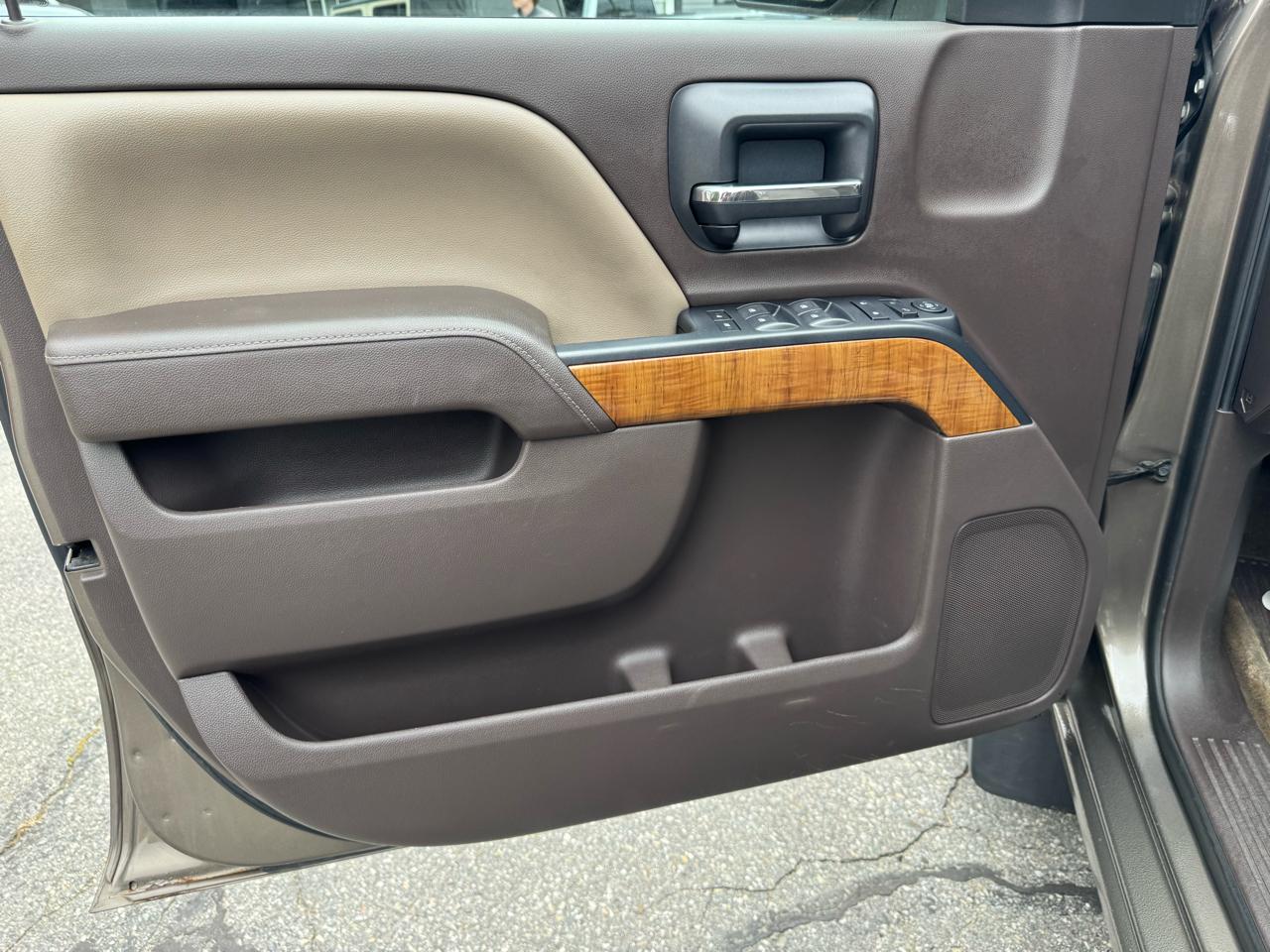 GMC Sierra 1500 4WD Crew Cab 143.5" SLE 2015