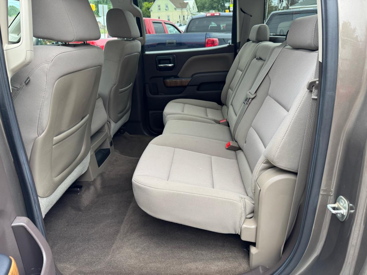 GMC Sierra 1500 4WD Crew Cab 143.5" SLE 2015