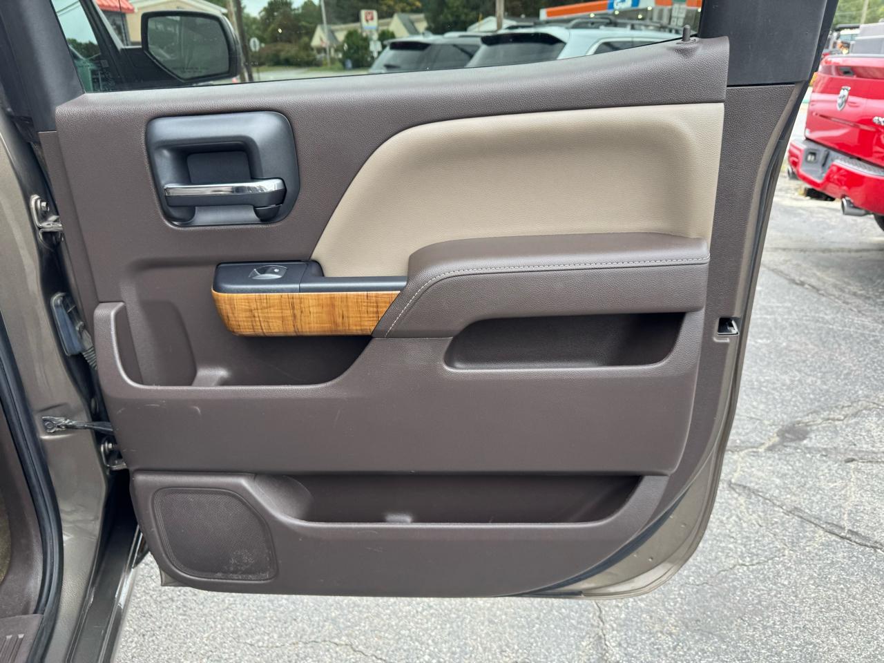 GMC Sierra 1500 4WD Crew Cab 143.5" SLE 2015