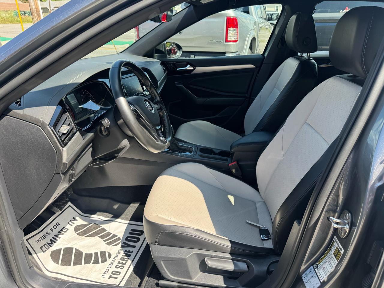 Volkswagen Jetta R-Line Auto w/SULEV 2020