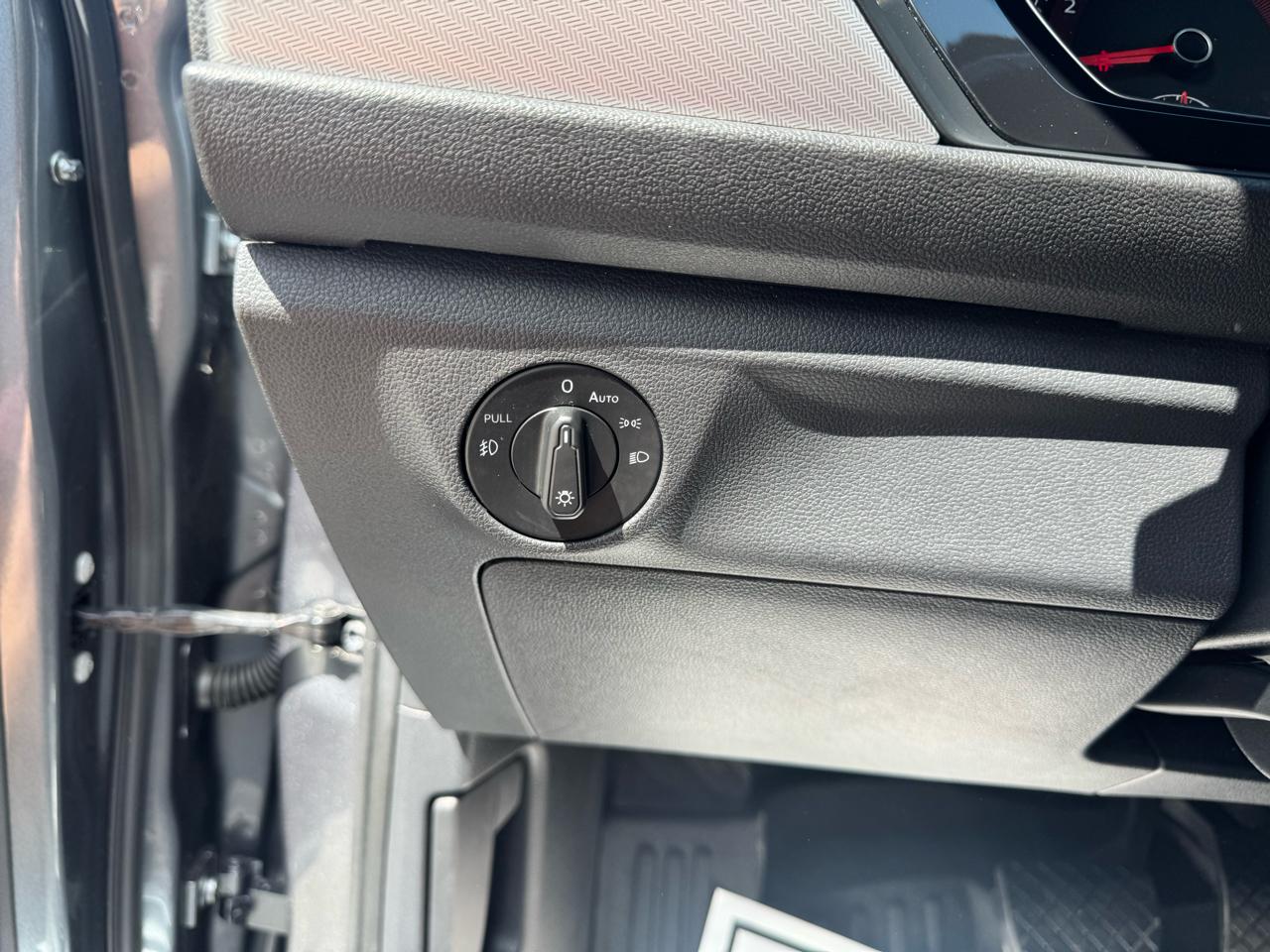 Volkswagen Jetta R-Line Auto w/SULEV 2020