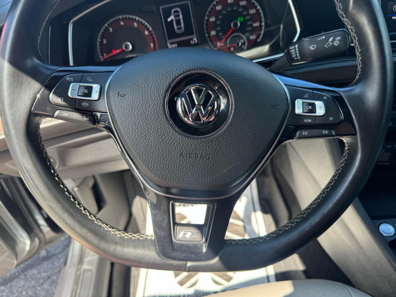 Volkswagen Jetta R-Line Auto w/SULEV 2020