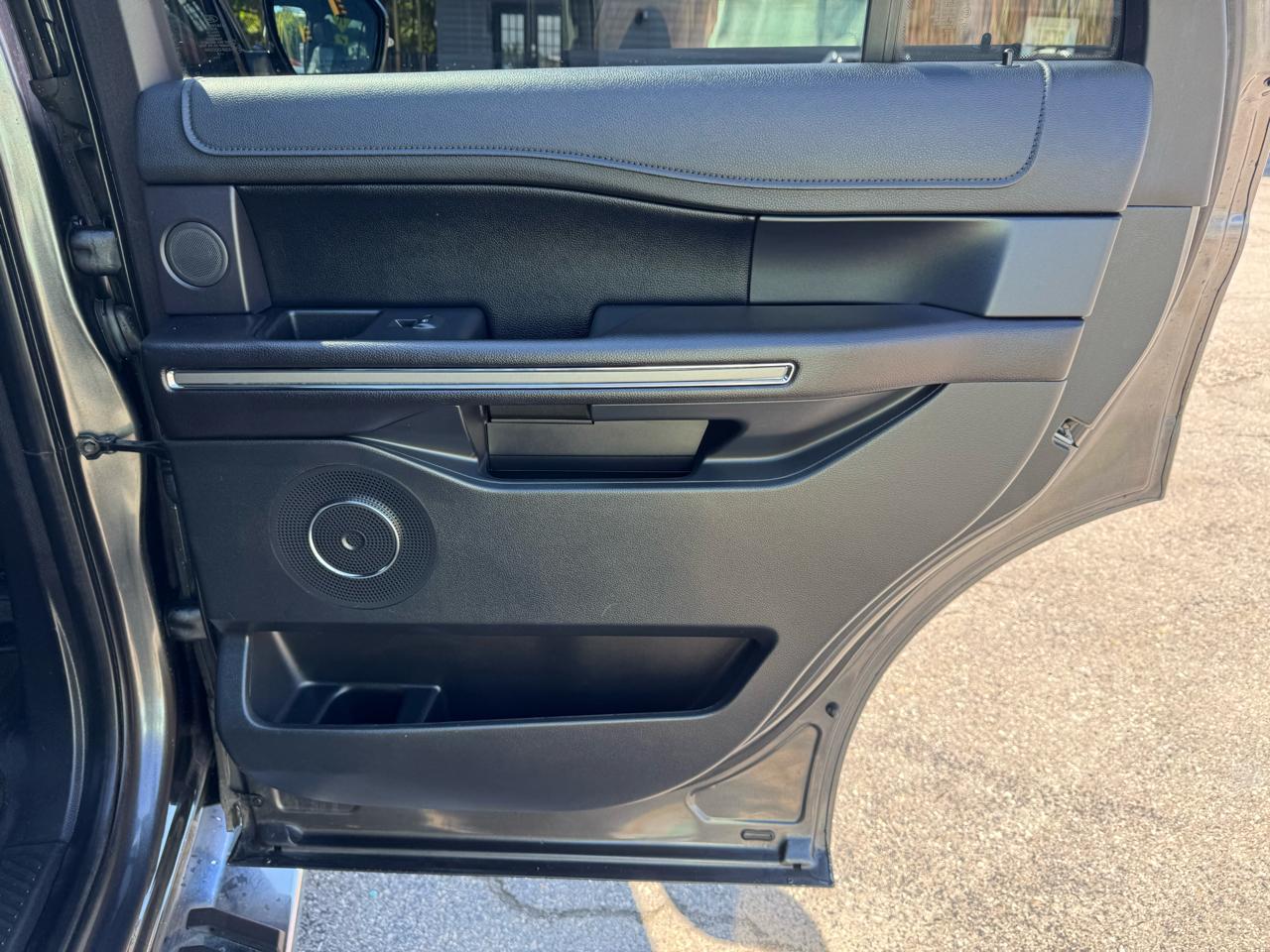 Ford Expedition XLT FX4 Off-Road 4WD 2018