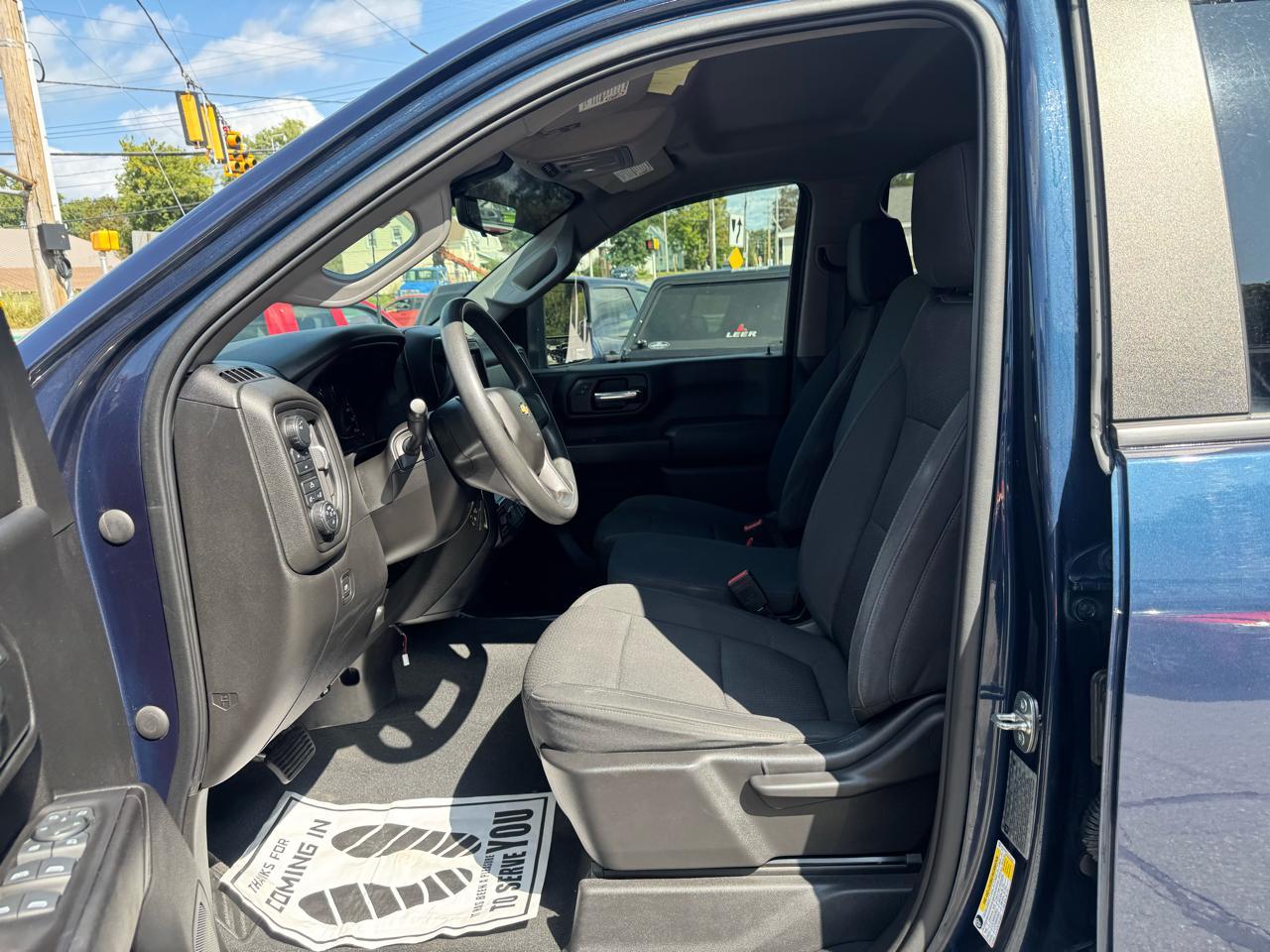 Chevrolet Silverado 2500HD 4WD Crew Cab 159" Custom 2020