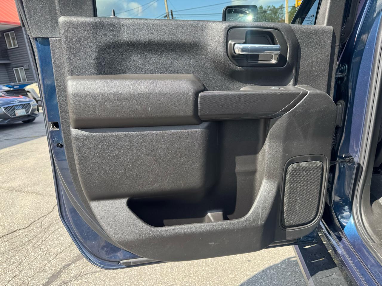 Chevrolet Silverado 2500HD 4WD Crew Cab 159" Custom 2020