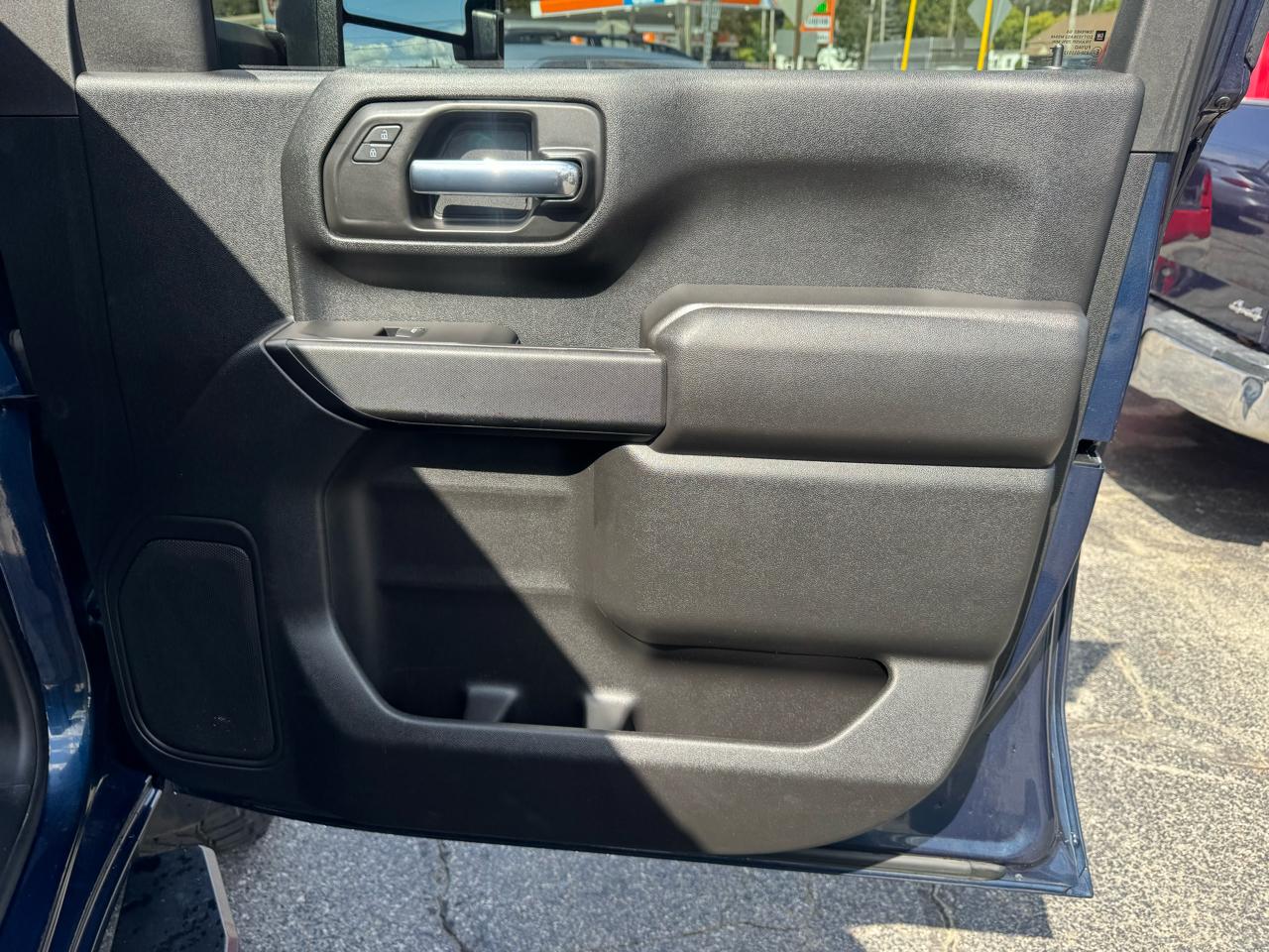 Chevrolet Silverado 2500HD 4WD Crew Cab 159" Custom 2020