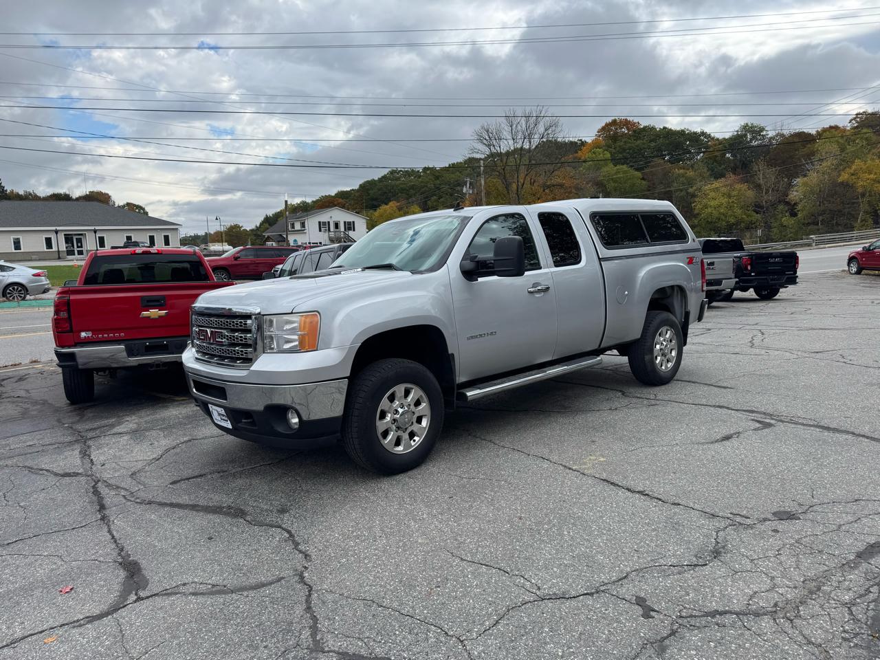 2013 GMC Sierra 2500HD 4WD Ext Cab 144.2" SLE