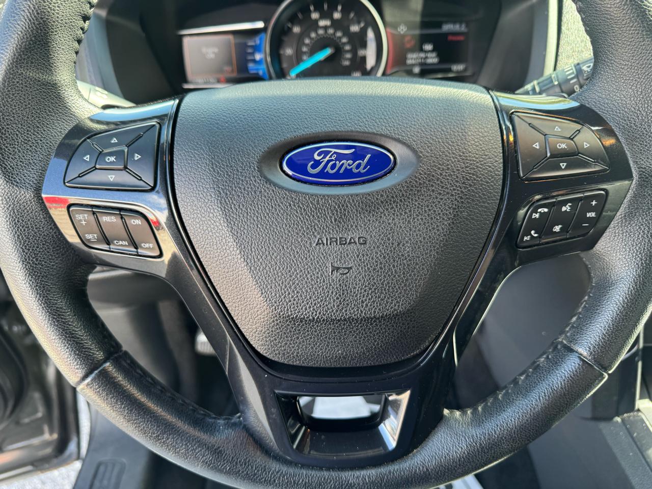 Ford Explorer XLT 4WD 2017