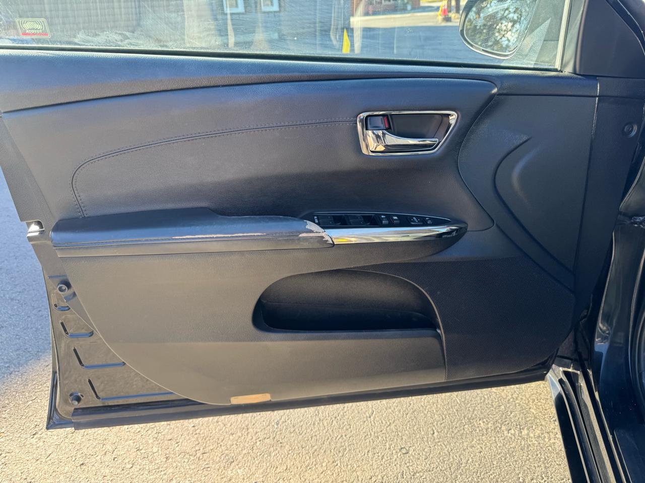 Toyota Avalon photo 6