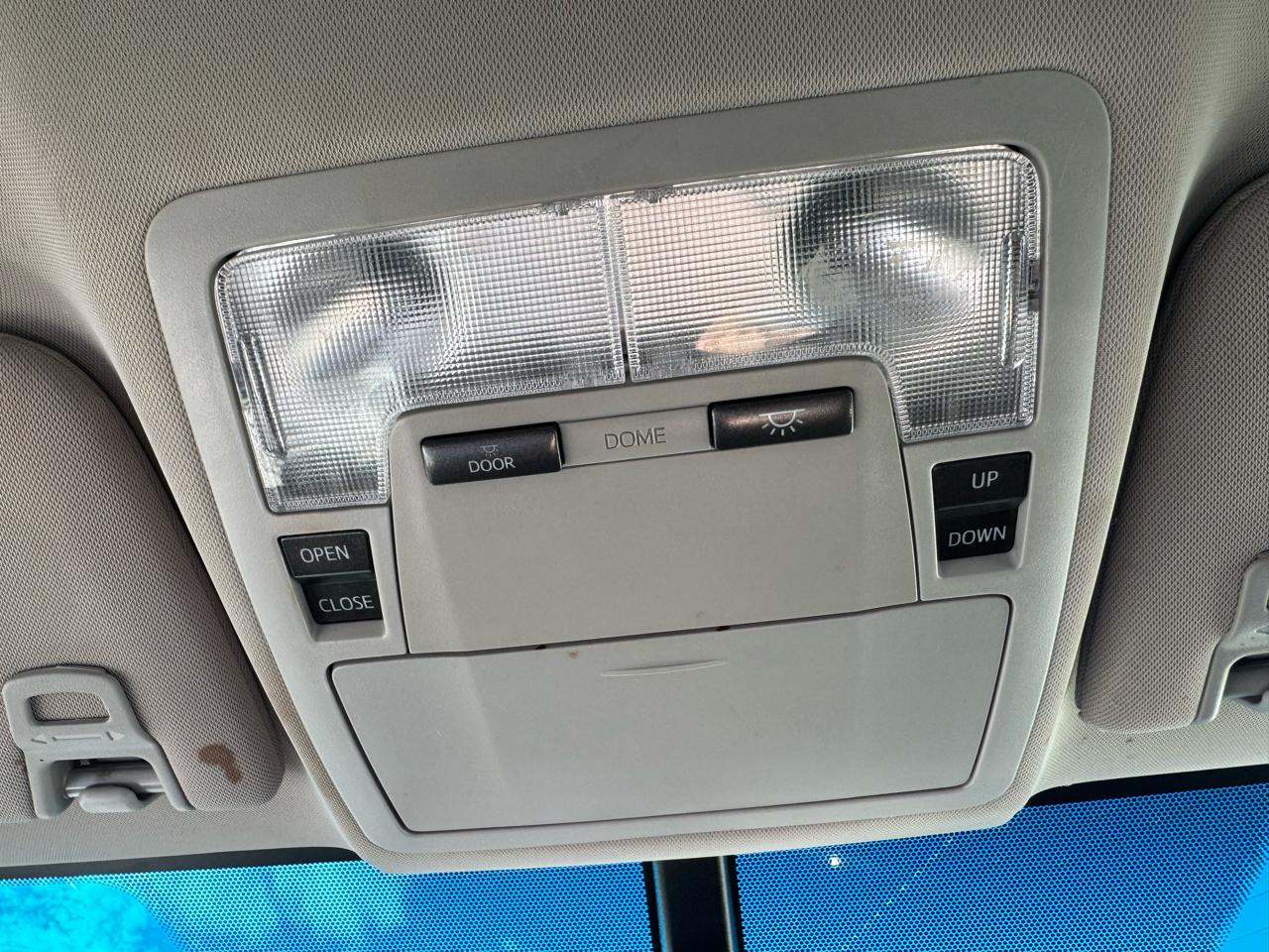 Toyota Avalon photo 14