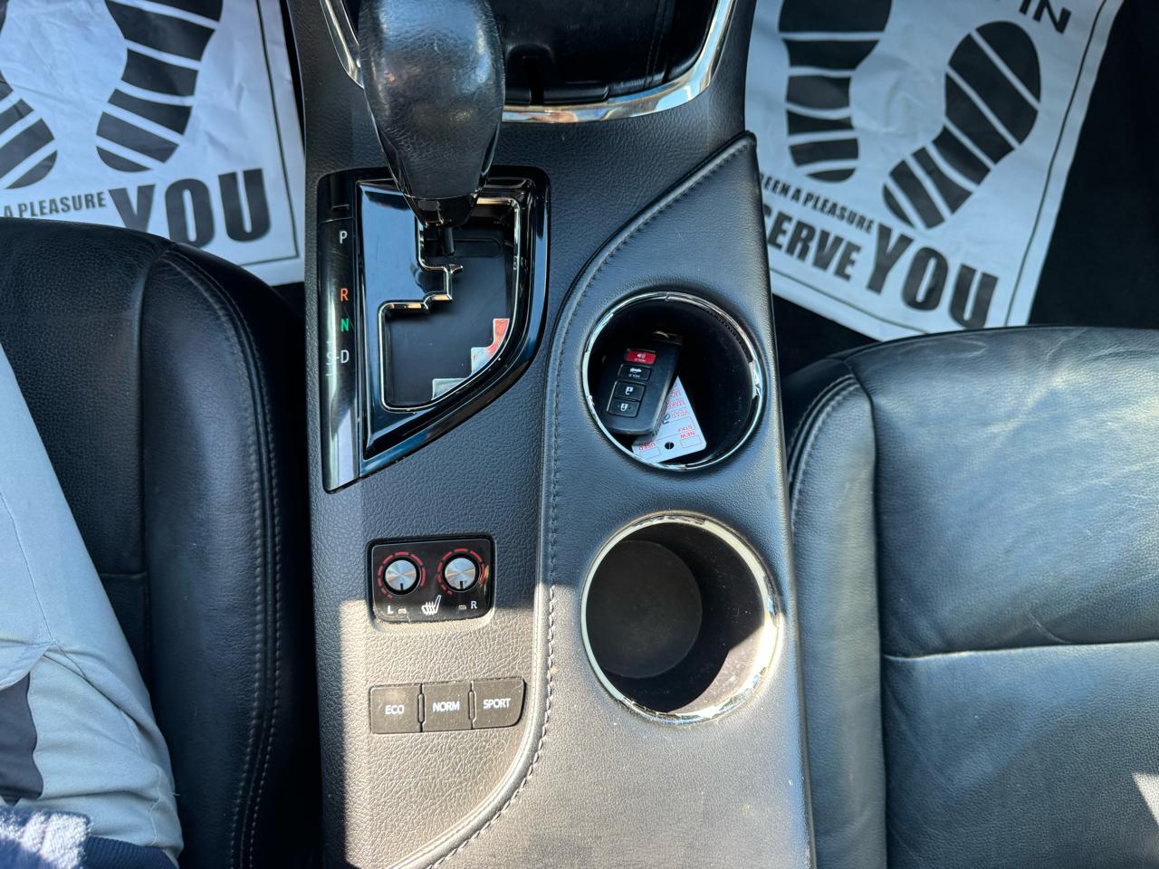 Toyota Avalon photo 16