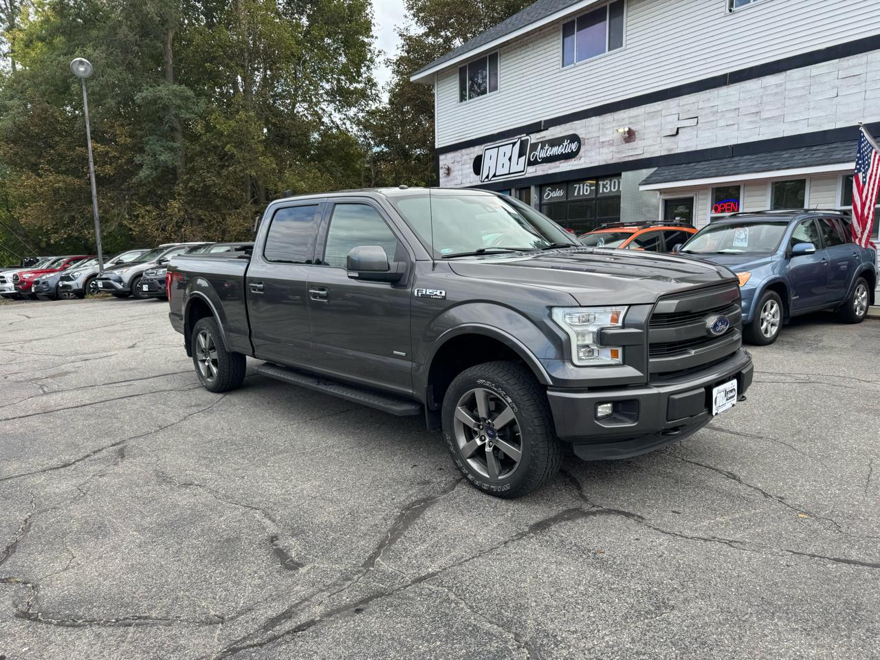Ford F-150 4WD SuperCrew 145" Lariat 2016
