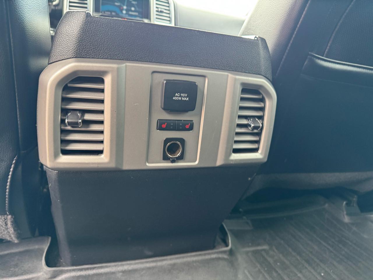 Ford F-150 4WD SuperCrew 145" Lariat 2016