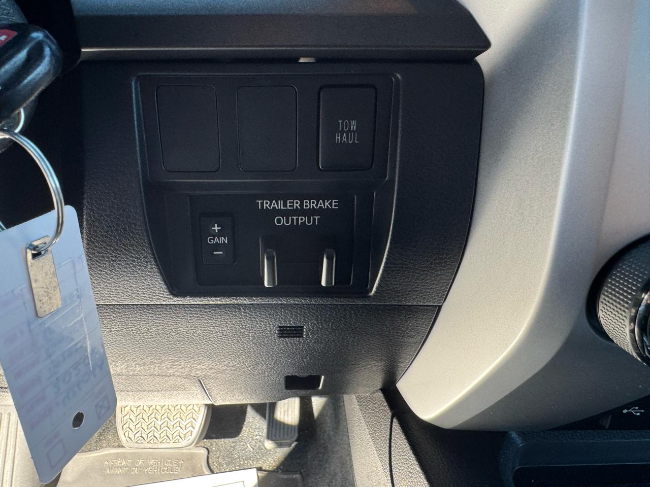 Toyota Tundra 4WD SR5 CrewMax 5.5' Bed 5.7L (Natl) 2020