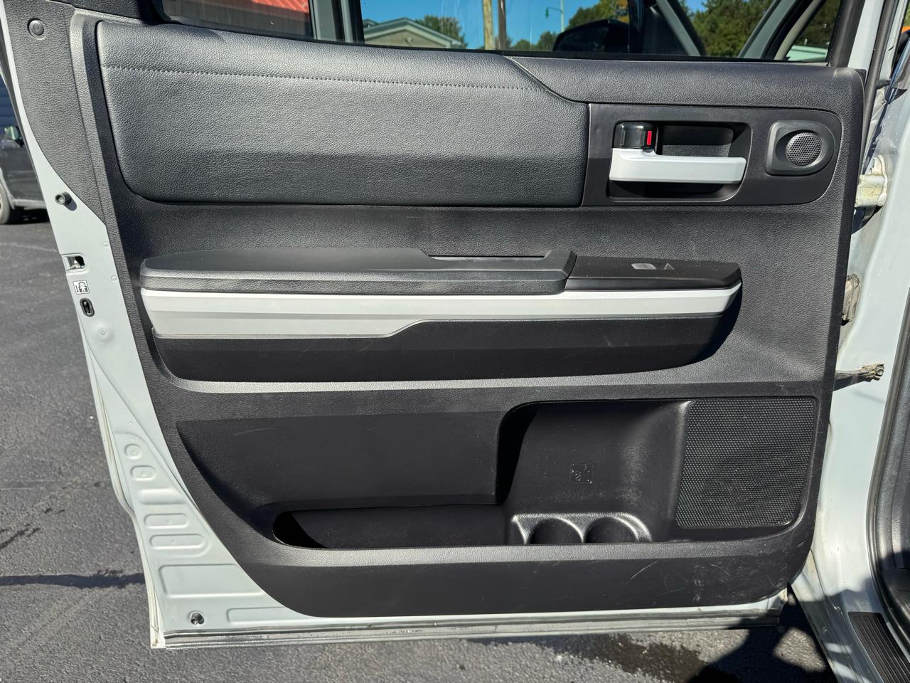 Toyota Tundra 4WD SR5 CrewMax 5.5' Bed 5.7L (Natl) 2020