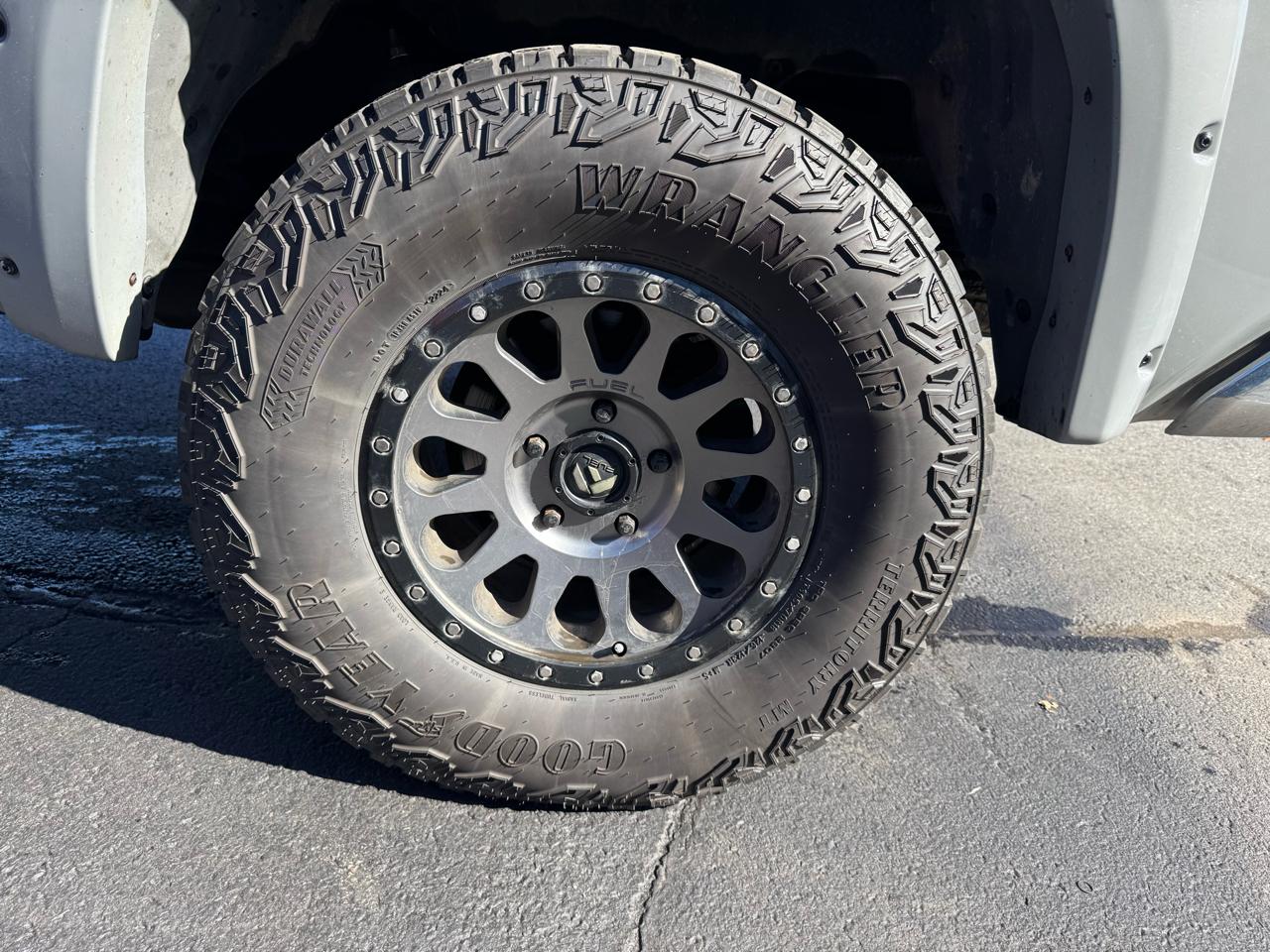 Toyota Tundra 4WD SR5 CrewMax 5.5' Bed 5.7L (Natl) 2020