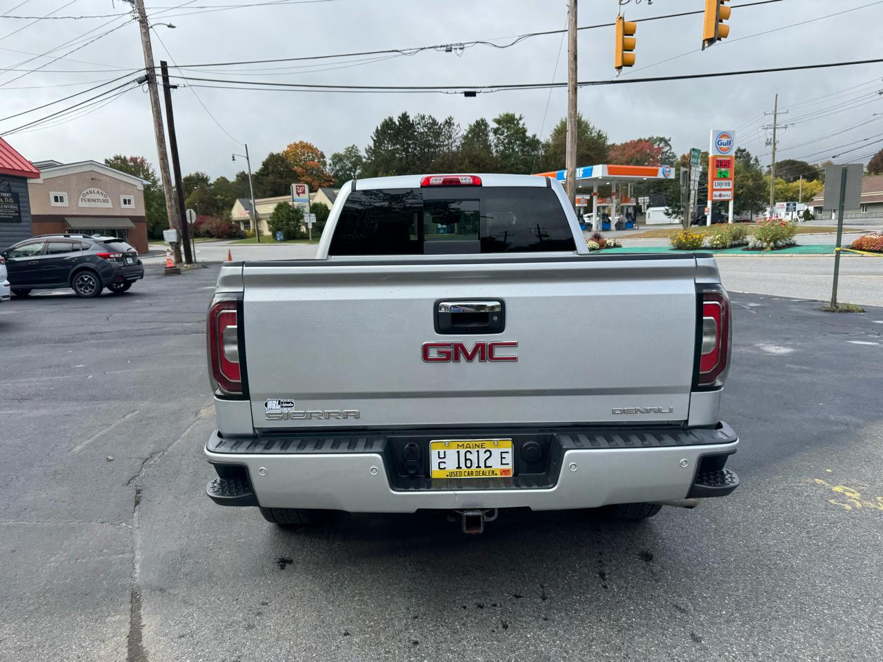 GMC Sierra 1500 4WD Crew Cab 143.5" Denali 2018