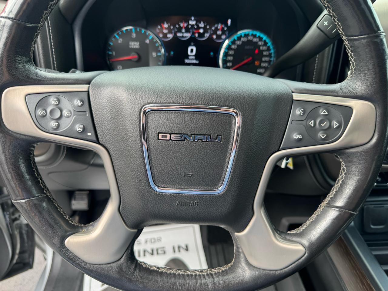 GMC Sierra 1500 4WD Crew Cab 143.5" Denali 2018