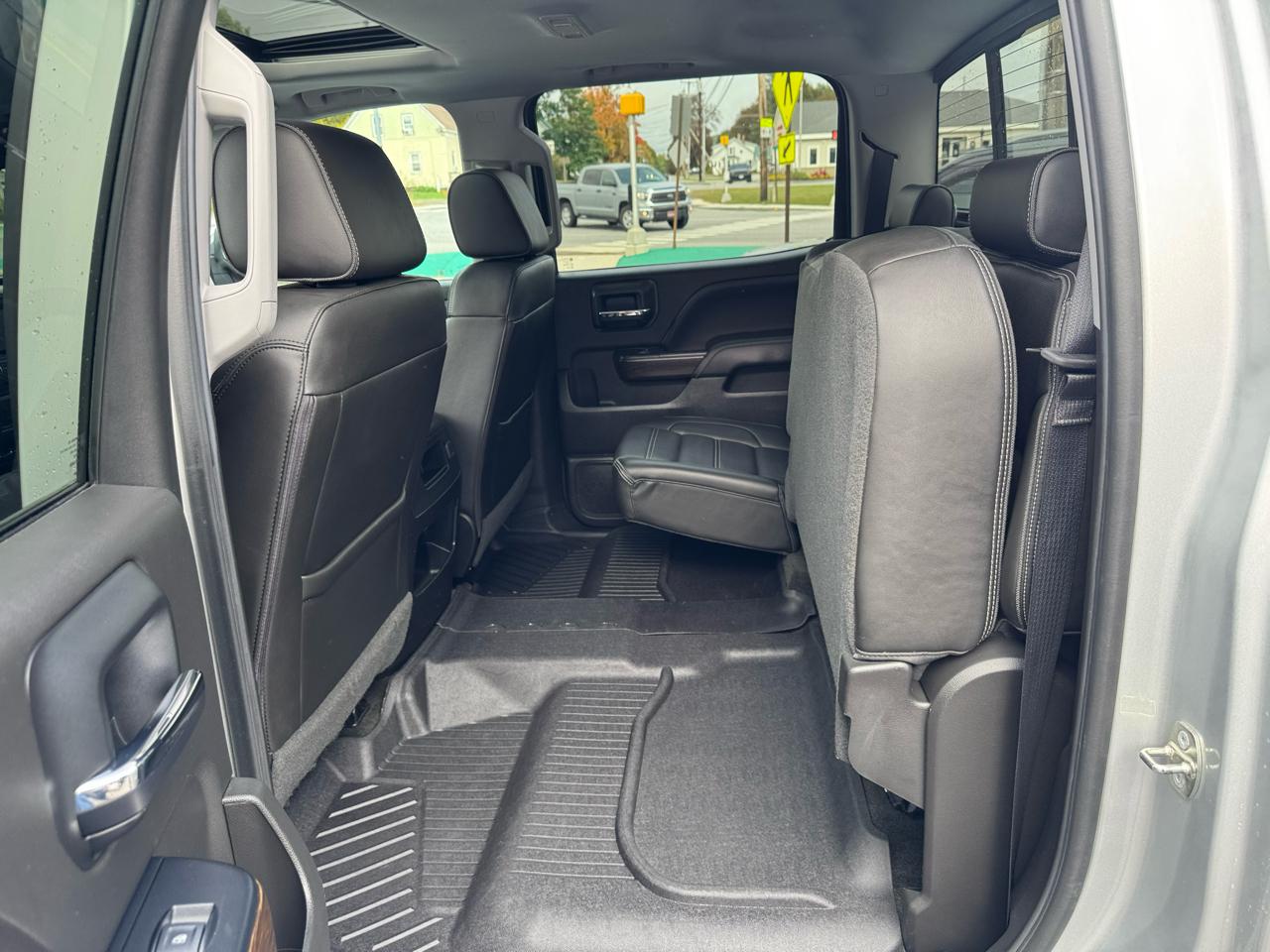 GMC Sierra 1500 4WD Crew Cab 143.5" Denali 2018