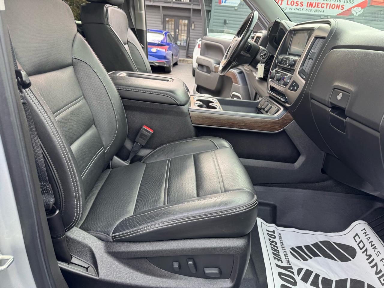 GMC Sierra 1500 4WD Crew Cab 143.5" Denali 2018