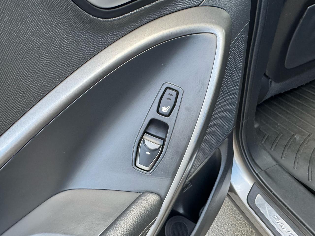 Hyundai Santa Fe Sport photo 21
