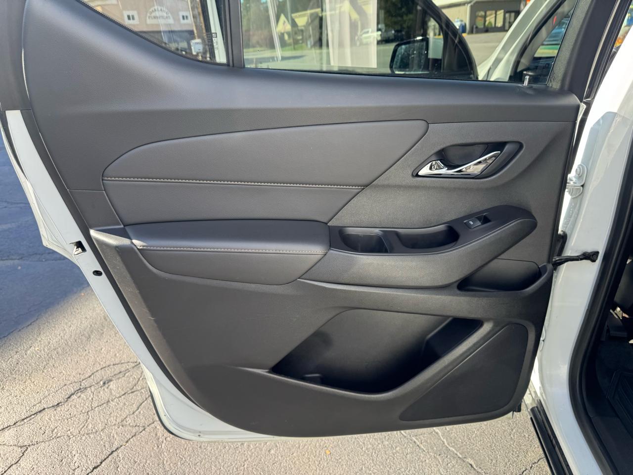 Chevrolet Traverse photo 19