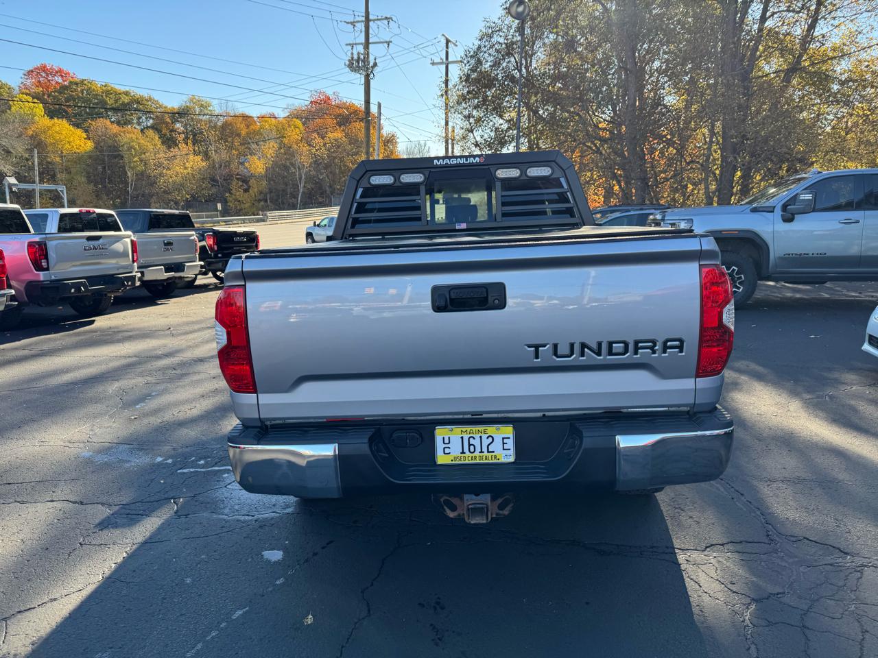 Toyota Tundra 4WD Truck Double Cab 4.6L V8 6-Spd AT SR5 (Natl) 2015