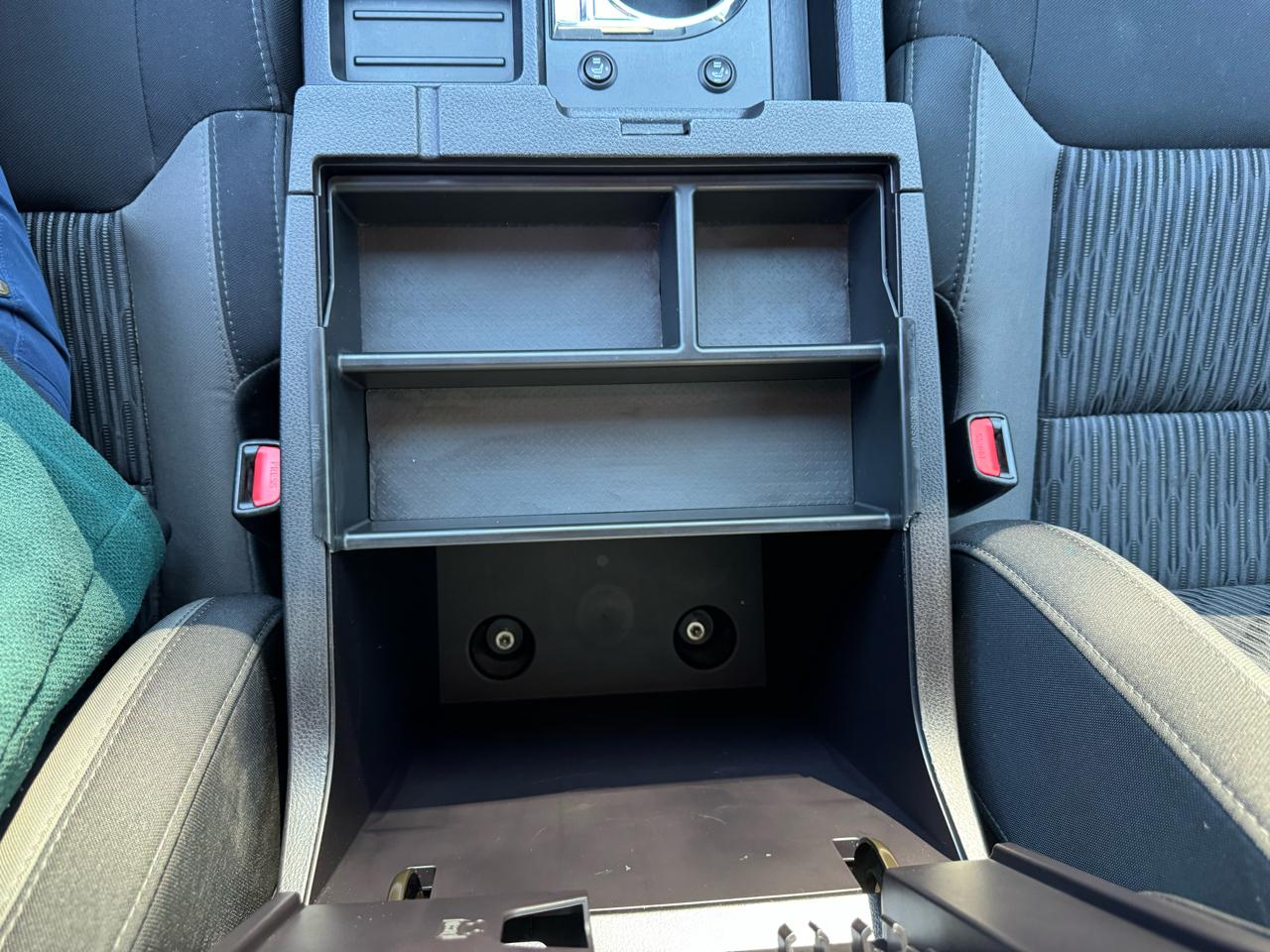 Toyota Tundra 4WD Truck Double Cab 4.6L V8 6-Spd AT SR5 (Natl) 2015
