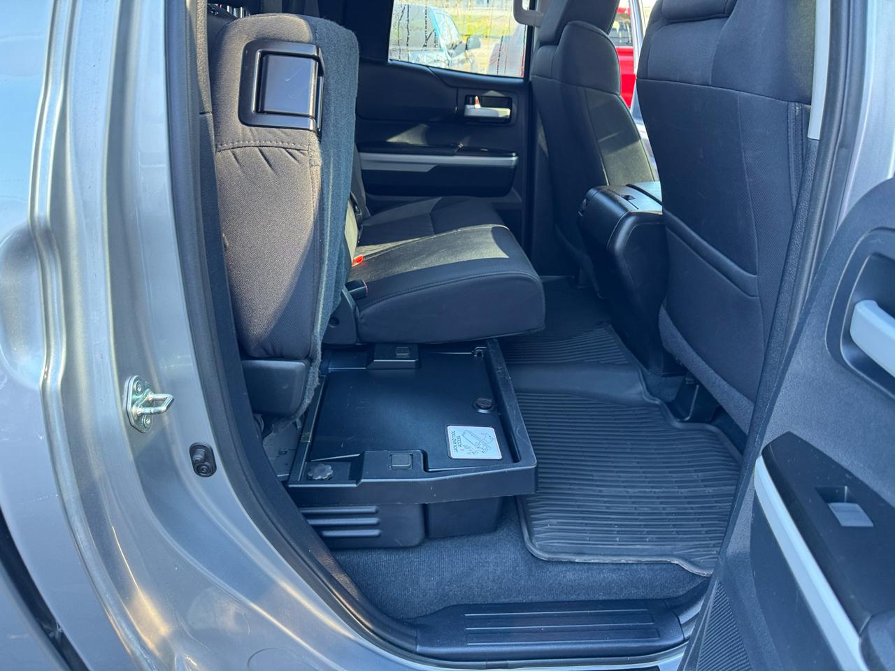 Toyota Tundra 4WD Truck Double Cab 4.6L V8 6-Spd AT SR5 (Natl) 2015