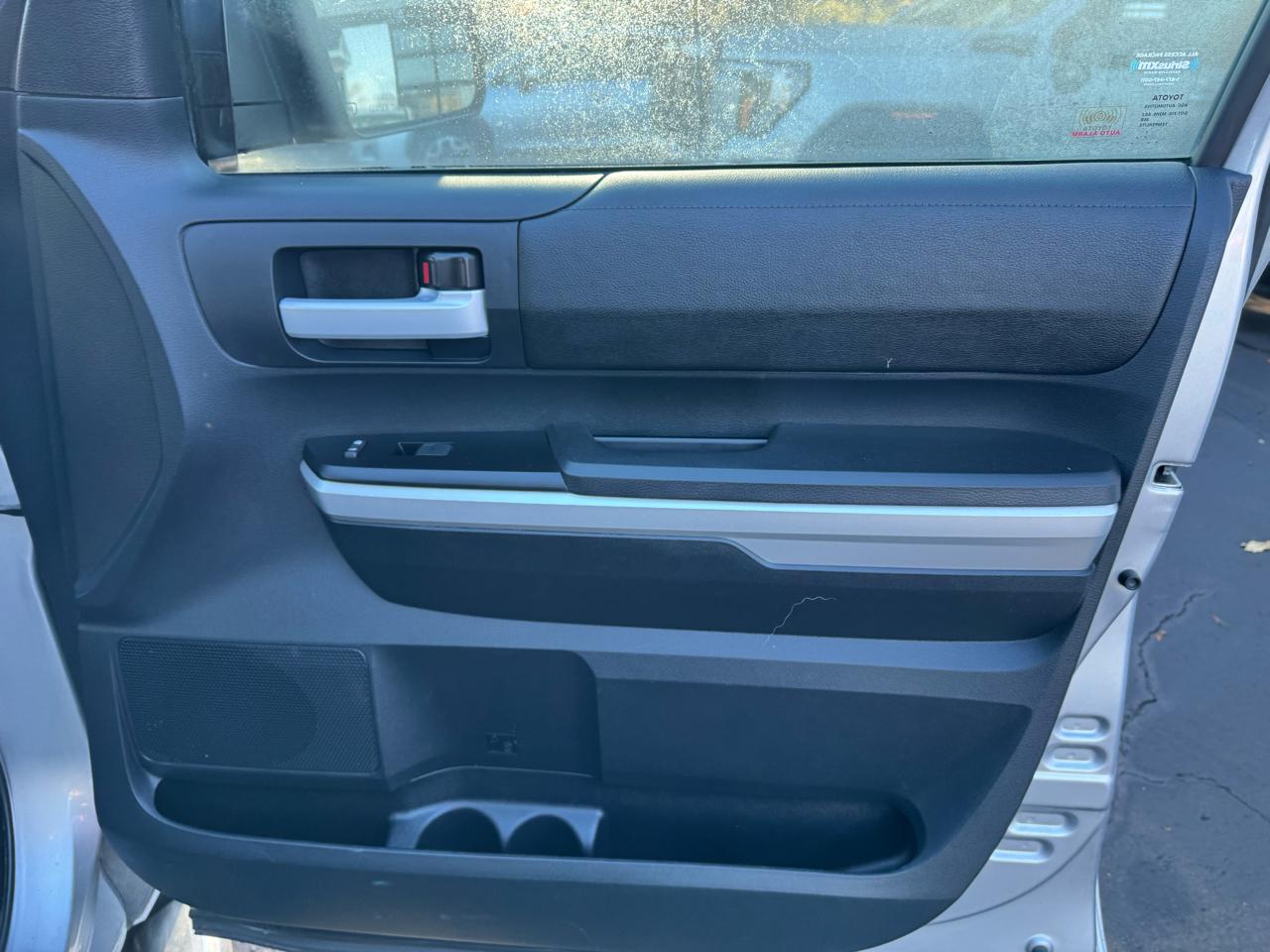 Toyota Tundra 4WD Truck Double Cab 4.6L V8 6-Spd AT SR5 (Natl) 2015