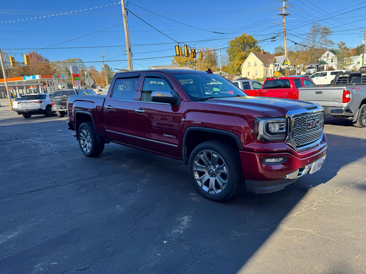 GMC Sierra 1500 4WD Crew Cab 143.5" Denali 2018