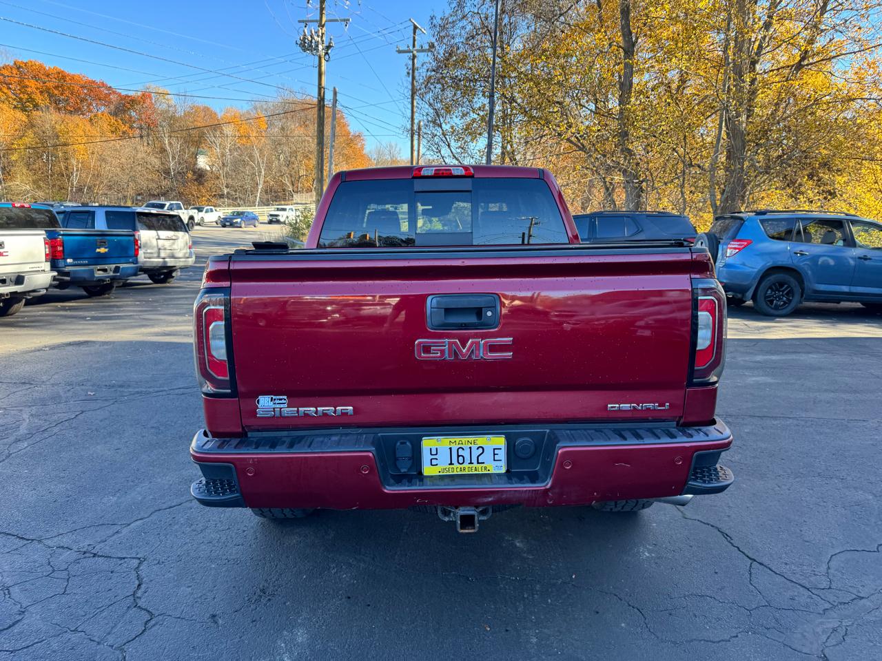 GMC Sierra 1500 4WD Crew Cab 143.5" Denali 2018